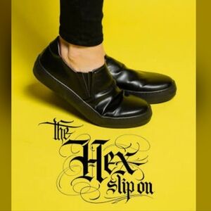 Von D Shoes | Hex Slip On | NIB | Women's Size 8 | Retired Out of Stock